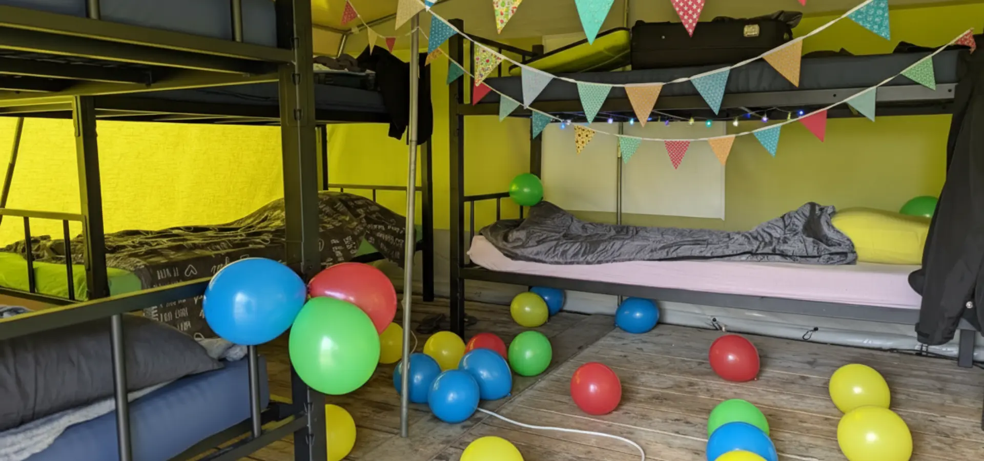 Huurtent met stapelbed — Camping Duin & Strand